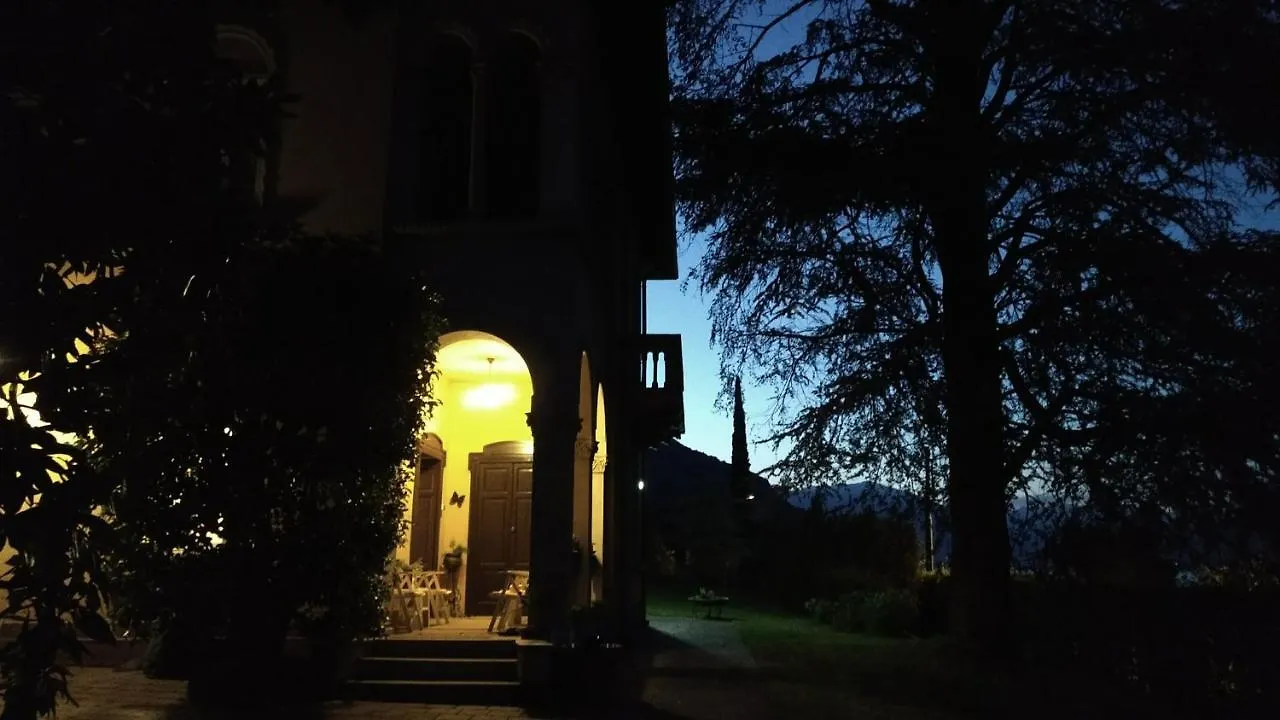 Villa Ucci Onno 3*,  Italia
