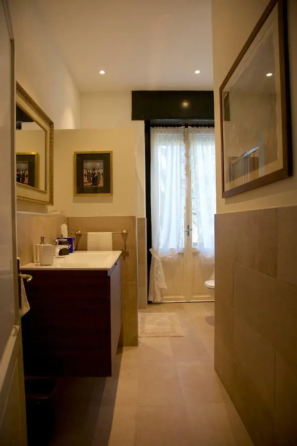 Villa Ucci Onno 3*,