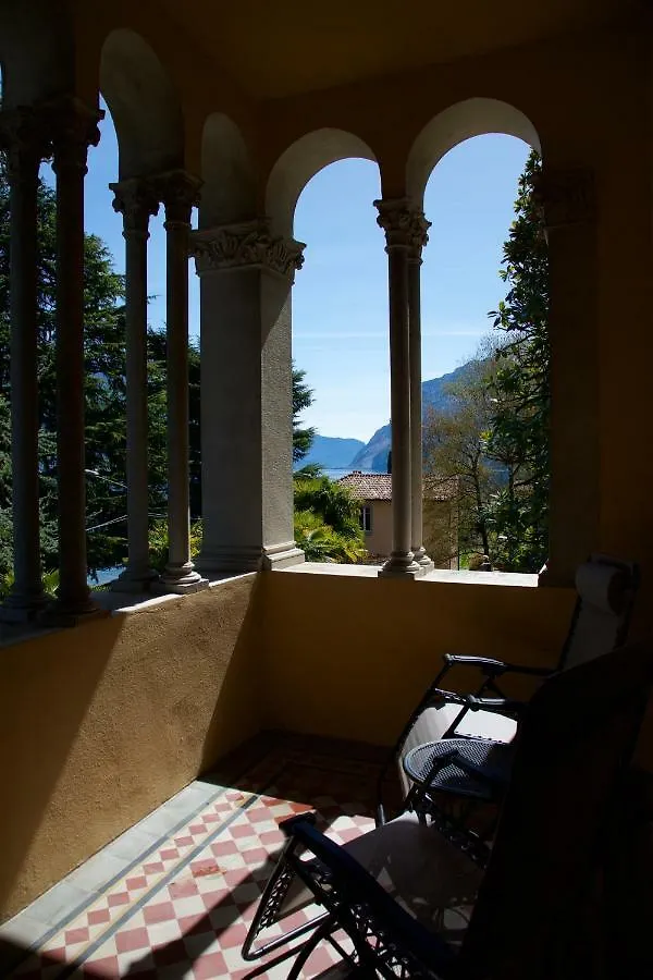 Villa Ucci Onno 3*,